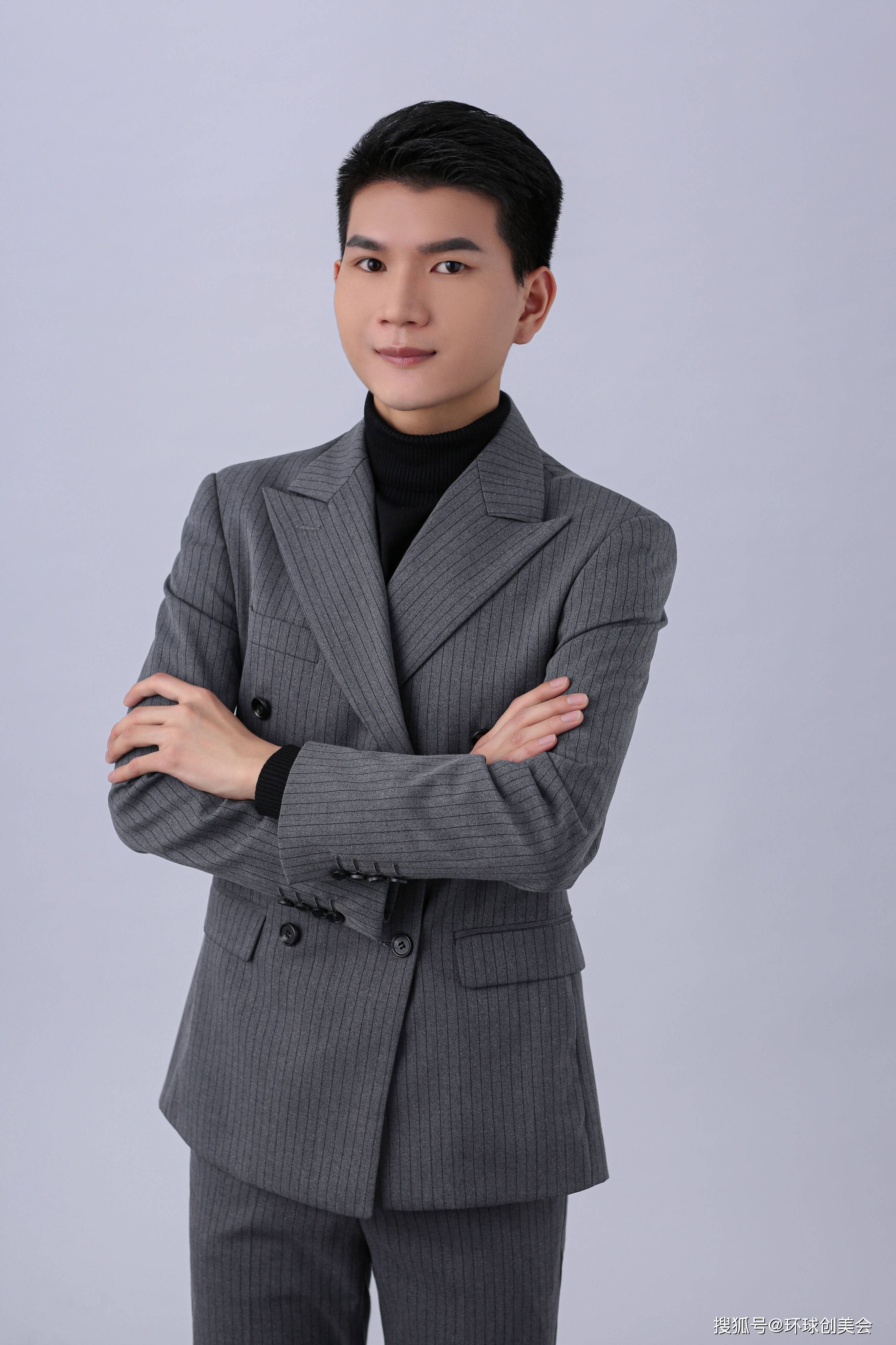 周佳诱 导演 & 创意总监